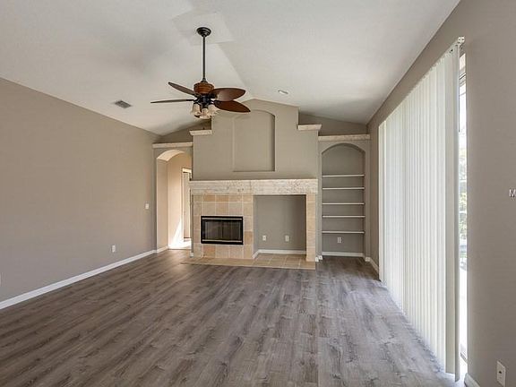 5th image of 1831 Winn Arthur Dr