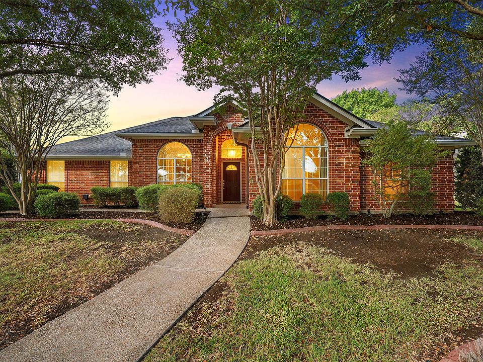 1st image of 1223 Oakmanor Cir