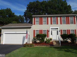 11919 Woodland View Dr, Fredericksburg, VA 22407