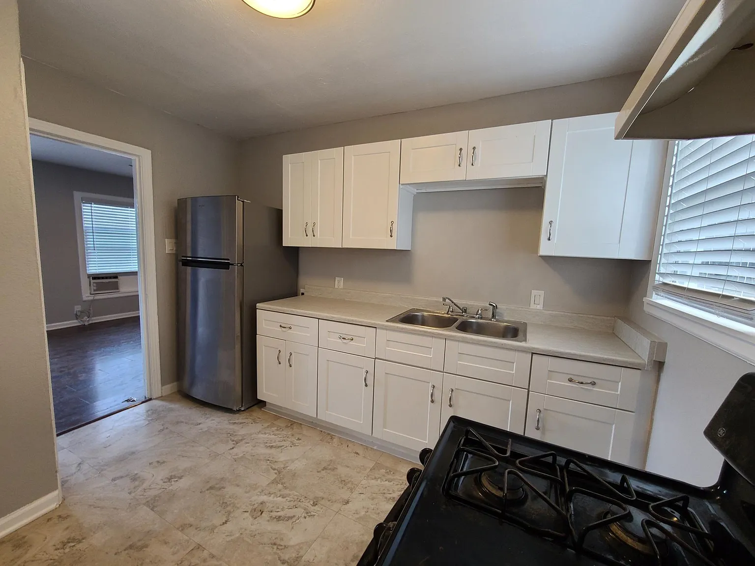 4219 Bonnie View Rd — Photo 4