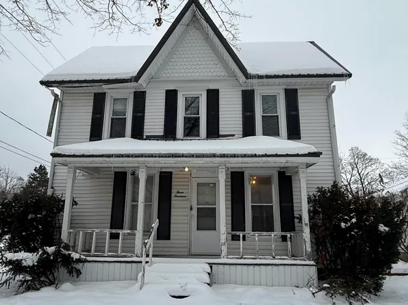 314 Cleveland St, Nashville, MI 49073