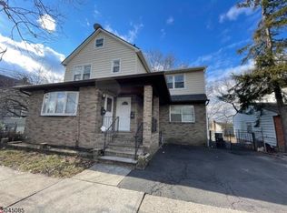 2612 Vauxhall Rd, Union, NJ 07083