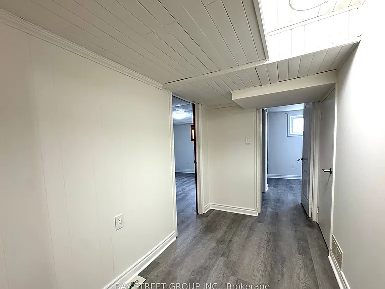 131 Allanford Rd — Photo 18