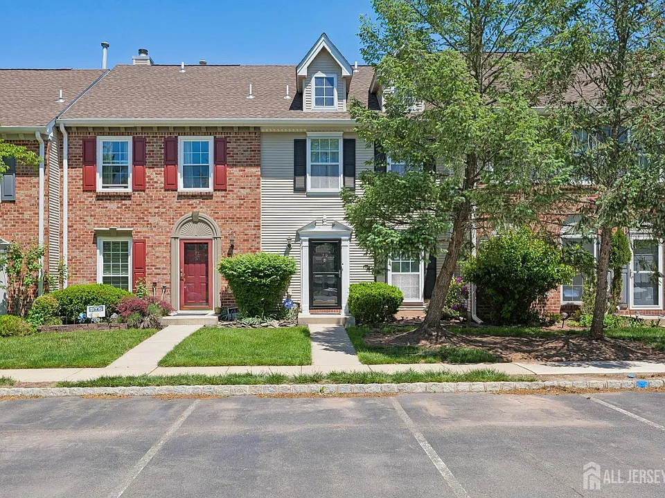 79-79 Chelsea Ct