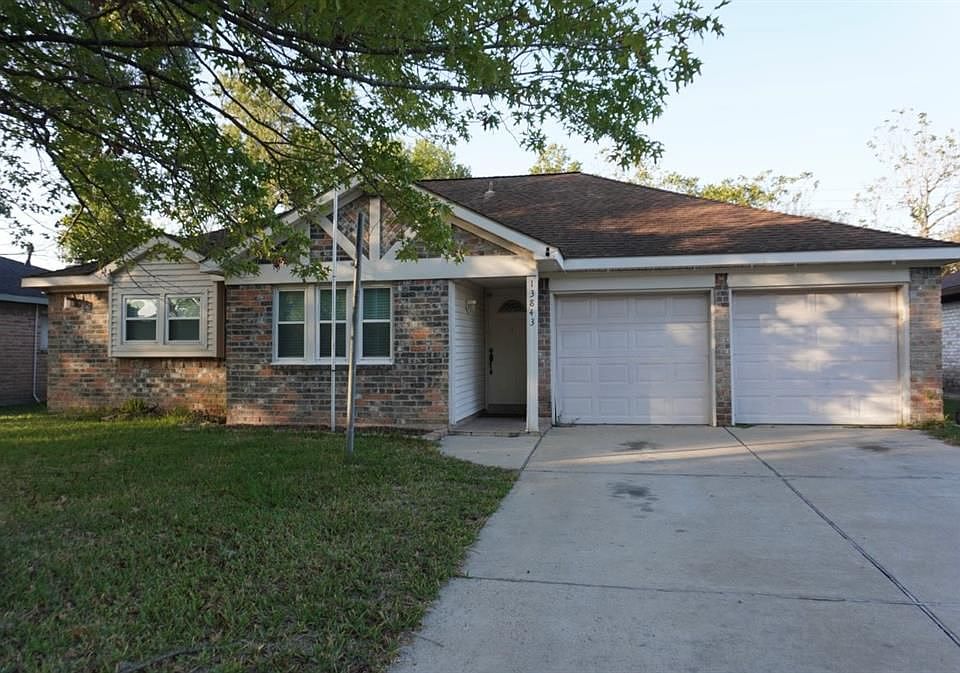 1st image of 13843 Crosshaven Dr