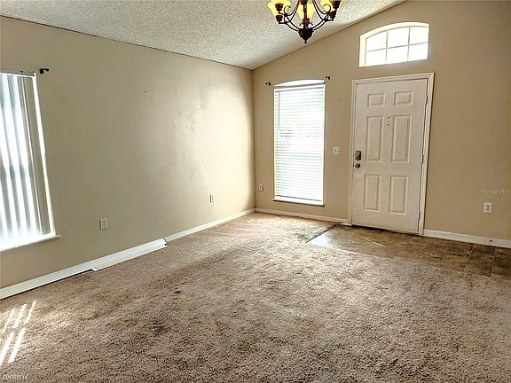 3rd image of 30523R Birdhouse Dr