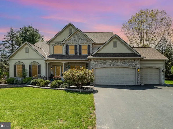 904 Martin Ave, Ephrata, PA 17522