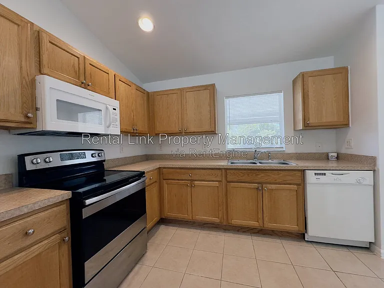 4867 30th St SW — Photo 13