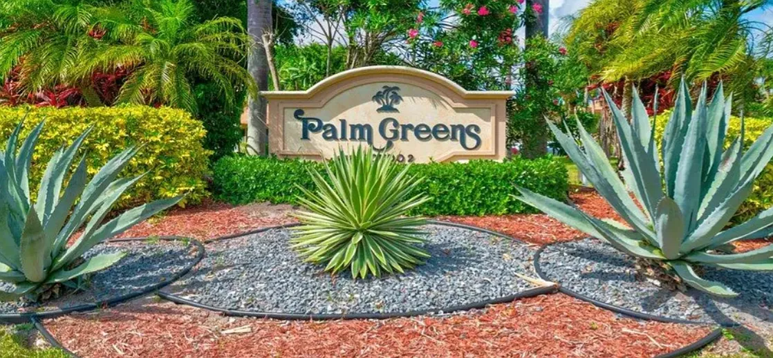 Palm Greens — Photo 1