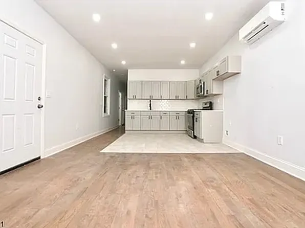 (undisclosed Address), Newark, NJ 07108