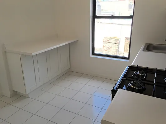 Rented by Citi Habitats | media 23