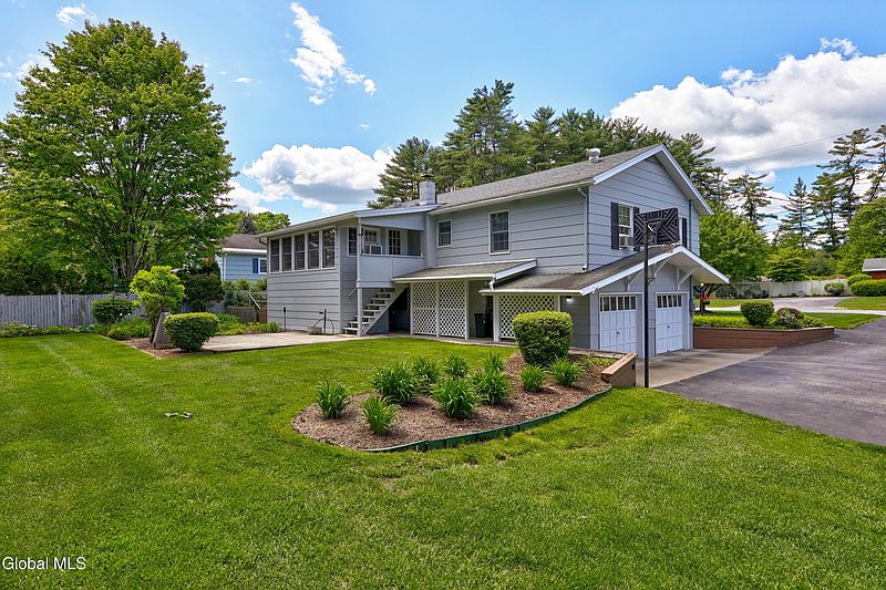5th image of 8 Orton Drive
