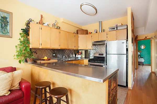 Sold by Stribling | media 12