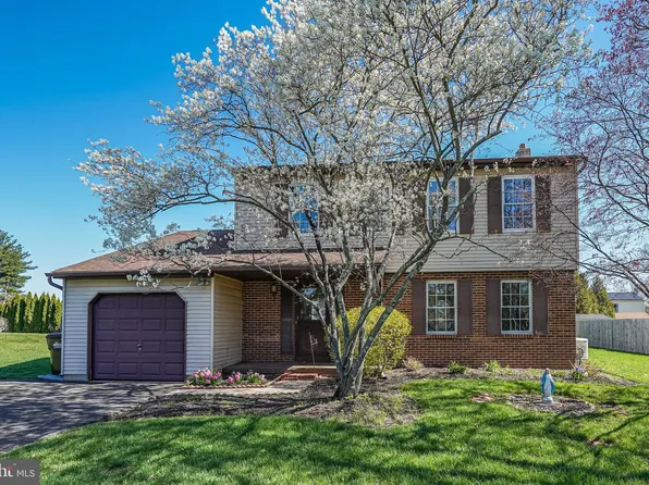 894 Herman Rd, Horsham, PA 19044