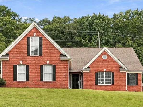 1422 Fountain Lakes Dr, Lawrenceville, GA 30043