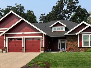 623 SW Augustus Dr, Dallas, OR 97338