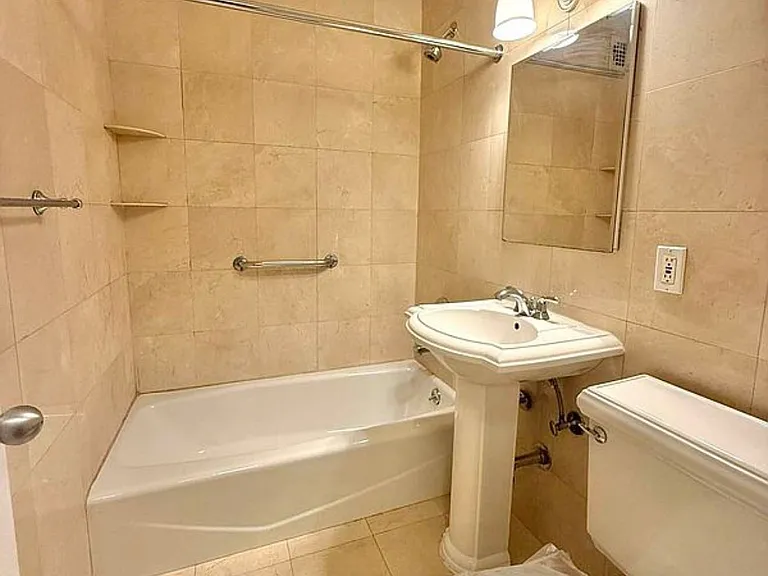 330 W 45th St #4E — Photo 7