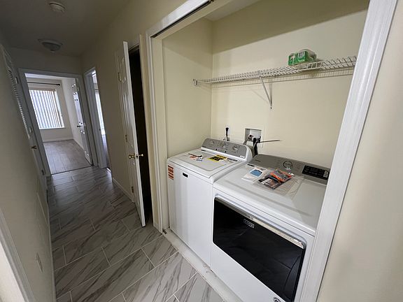 4th image of 9228-38 Blue Grass Rd APT 19