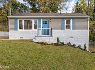 2606 Marshall St, Knoxville, TN 37920