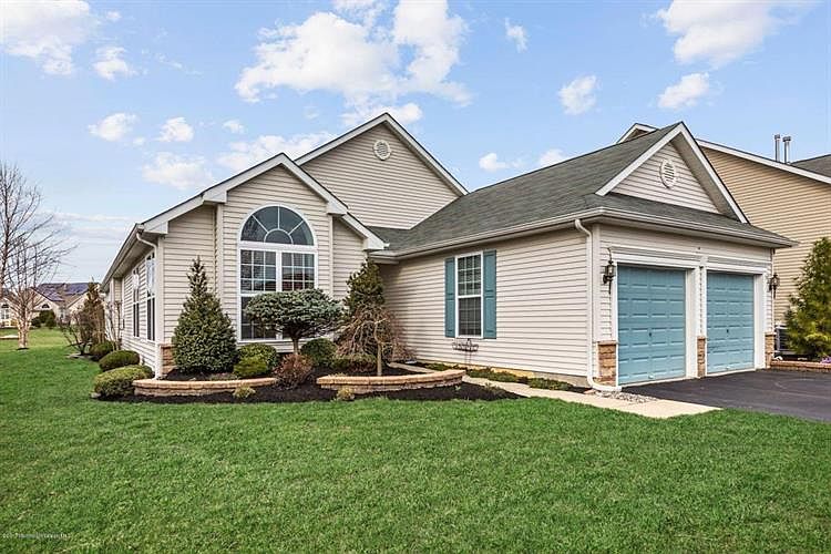 1st image of 608 Quail Ct