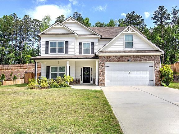 2nd image of 589 Belmont Ln