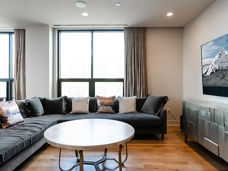 5 W Mendenhall St #507 — Photo 9