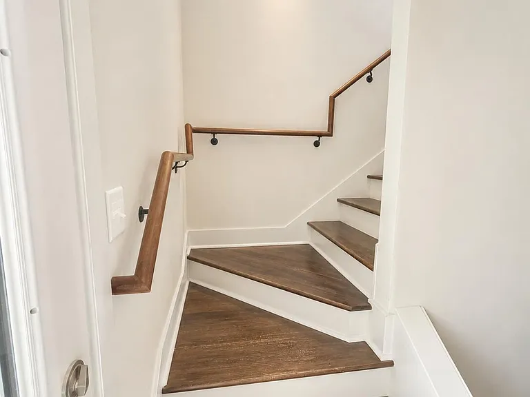 113 Highland Park Ln — Photo 6