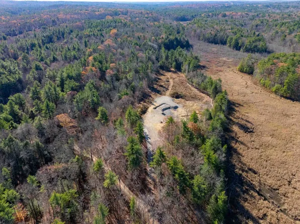 56 Pomp Road, Chester, NH 03036