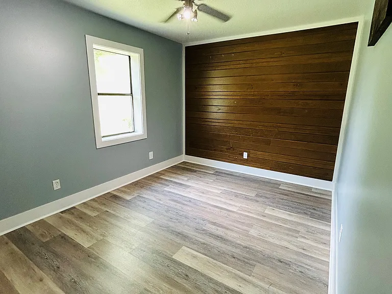 1021 Peggy Dr — Photo 18