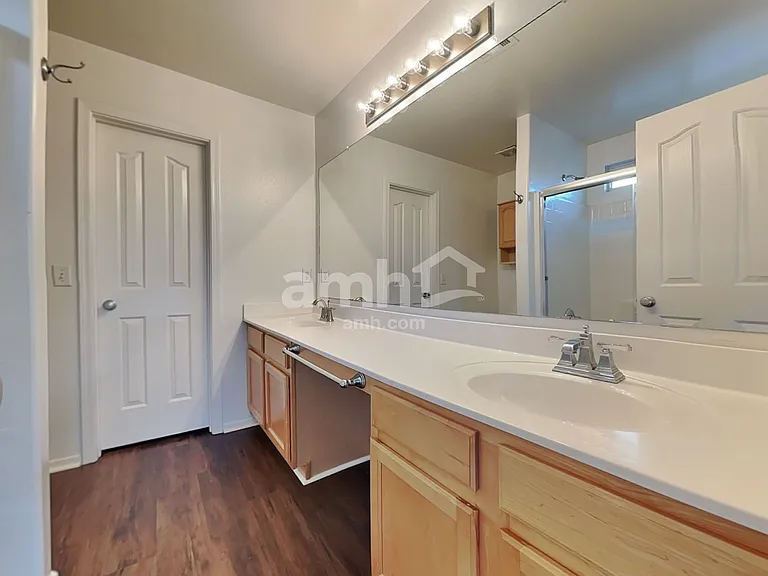 10508 E Olla Ave — Photo 13