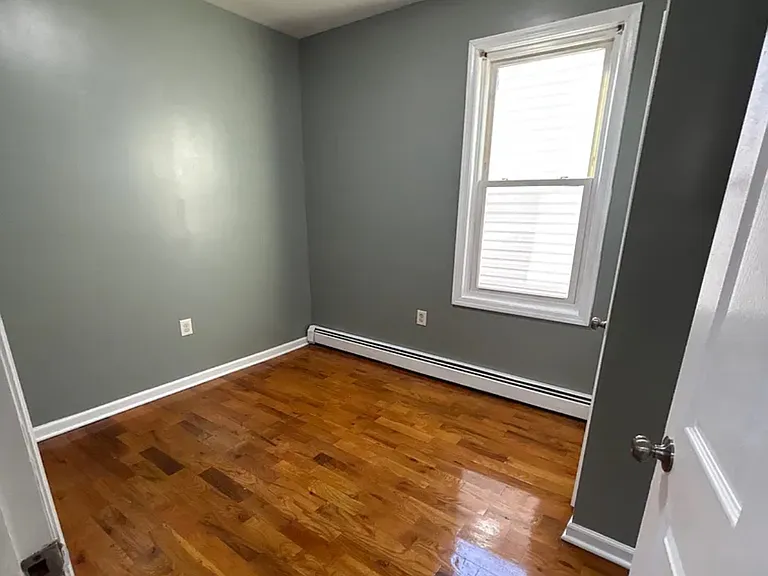 334 Fulton St #2 — Photo 2