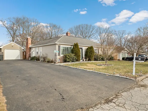55 Little Deer Road, Bridgeport, CT 06606