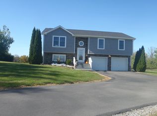 384 Ross Mill Rdg, Hedgesville, WV 25427