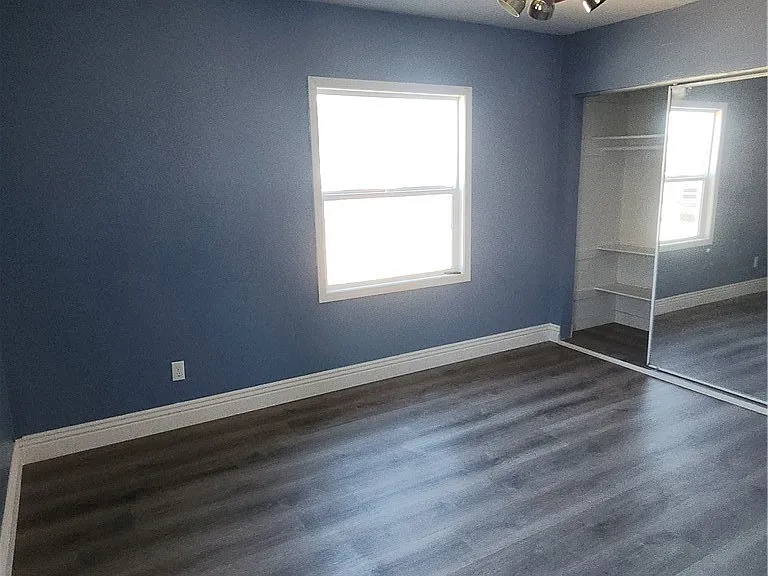 858 S Riverside Ave — Photo 10