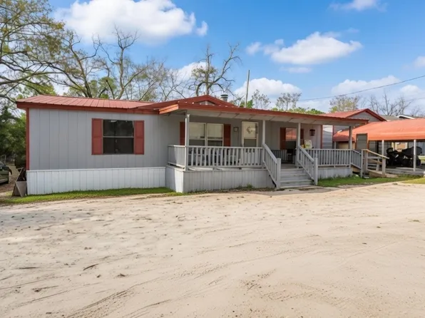 211 Ousley St NW, Poulan, GA 31781