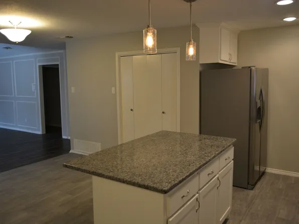 4611 Rockland Dr, Arlington, TX 76016