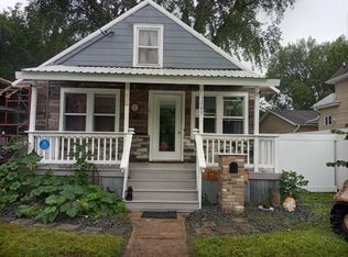 1205 3rd Ave S, Moorhead, MN 56560