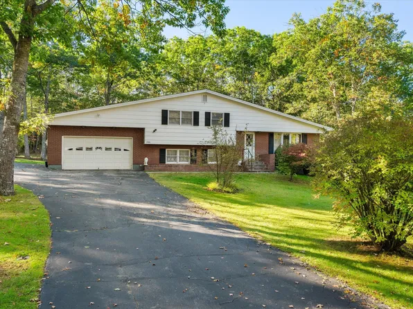 246 Plymouth Road, Carmel, ME 04419