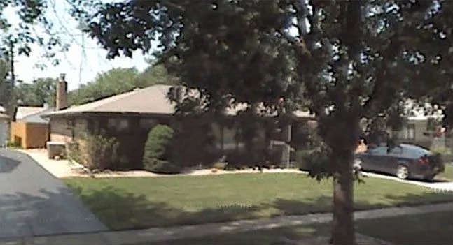 17212 Park Ave photo 1