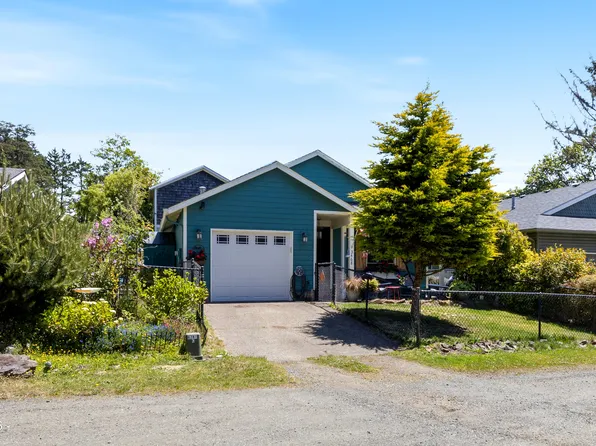 3468 NW Marine Ave, Lincoln City, OR 97367