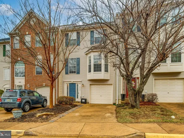 9433 Lanae Ln, Manassas Park, VA 20111