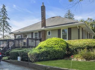 128 Franklin Rd, Denville, NJ 07834