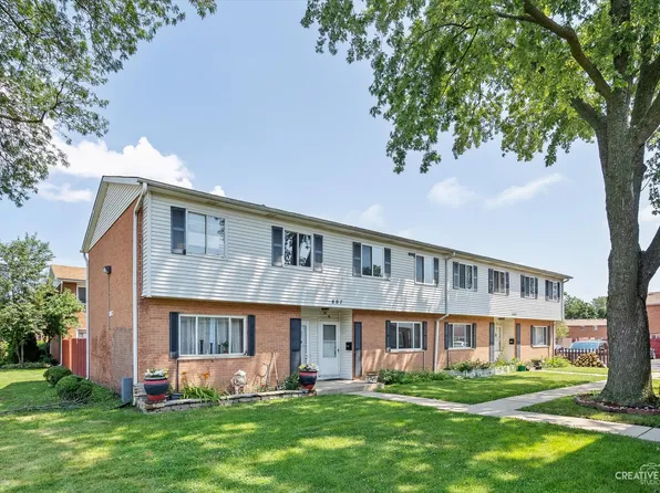 807 N Randall Rd APT B, Aurora, IL 60506
