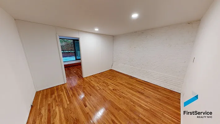 Rented by AZ REALTY NYC LLC | media 16