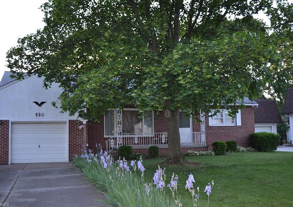 1st image of 850 Dillewood Ave