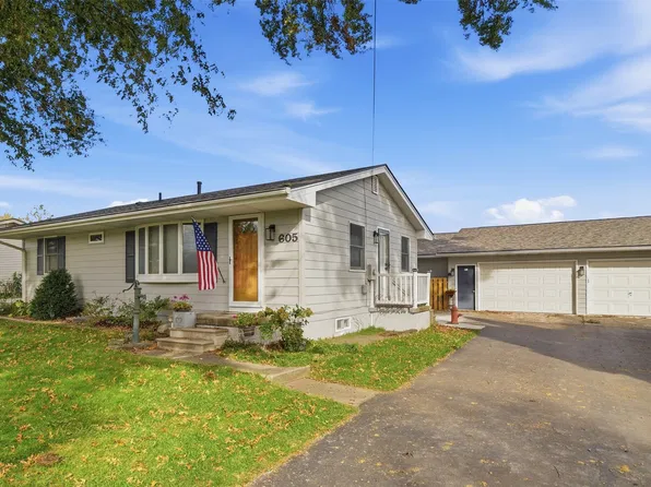 605 Ash St, Carlisle, IA 50047