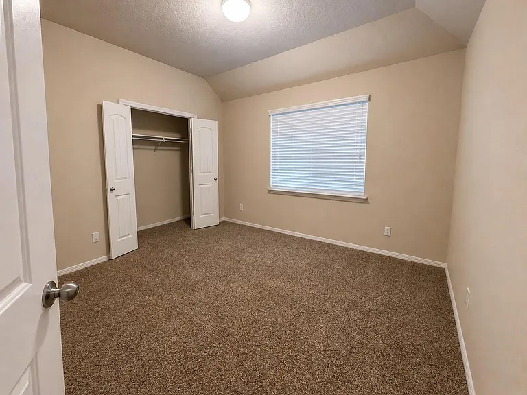 13935 Carncross Ct — Photo 39
