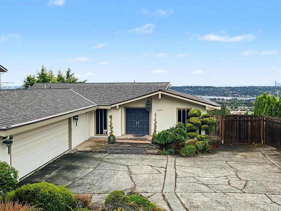 4421 138th Ave SE