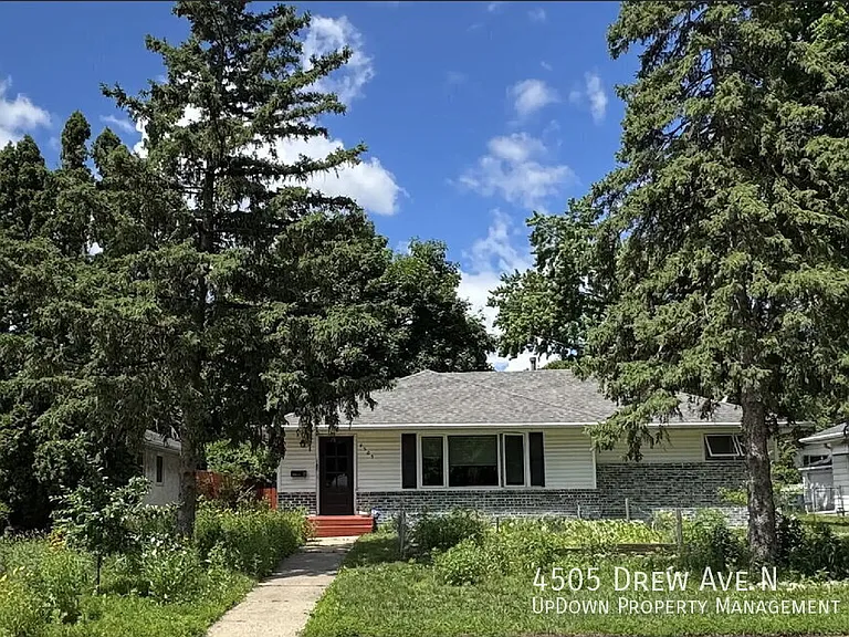 4505 Drew Ave N — Photo 2