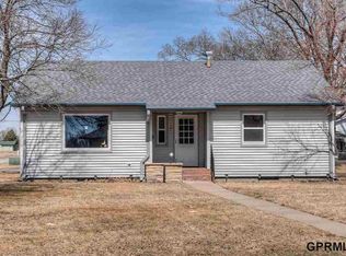 301 Crescent Rd, Schuyler, NE 68661